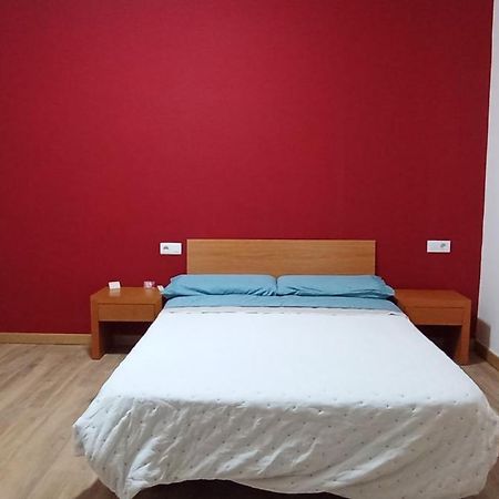Sanauja Habitacions Cal Gueles מראה חיצוני תמונה